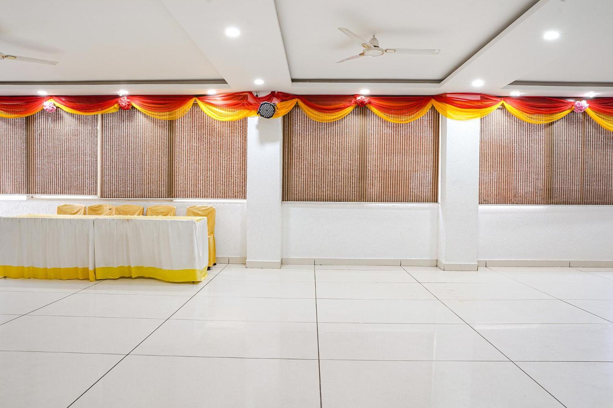 Fabhotel Jalsa Dlx 博帕尔 外观 照片